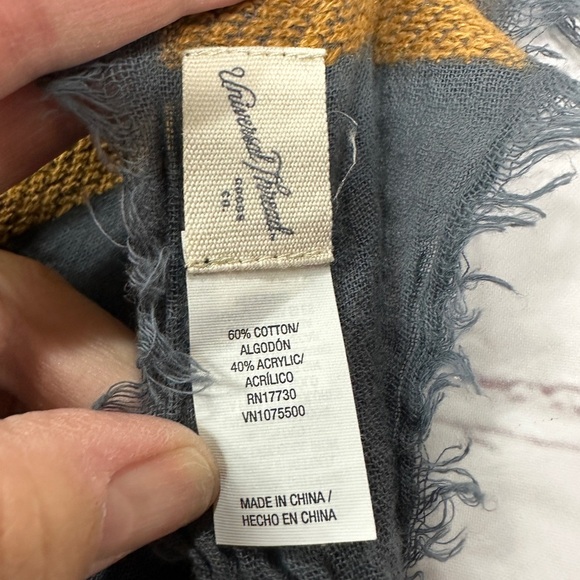 Universal Thread gray browns cotton blend square scarf wrap 52" x 50" GUC - Picture 2 of 4